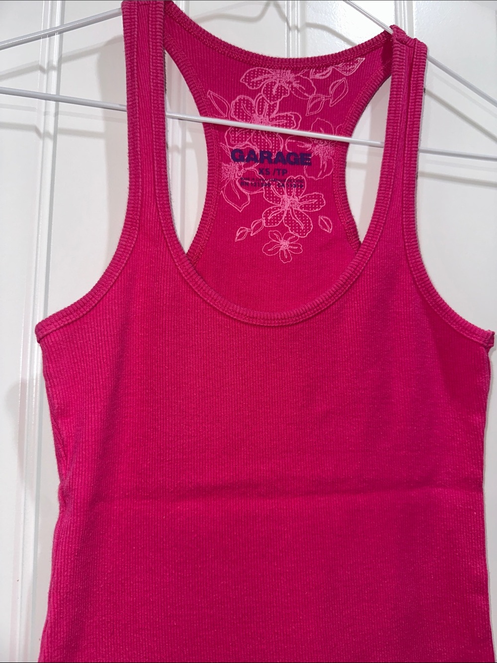 Pink ribbed tank top - Picture 4 of 4